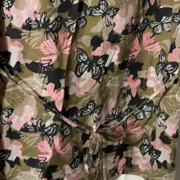 Women - Picture 6 of 7